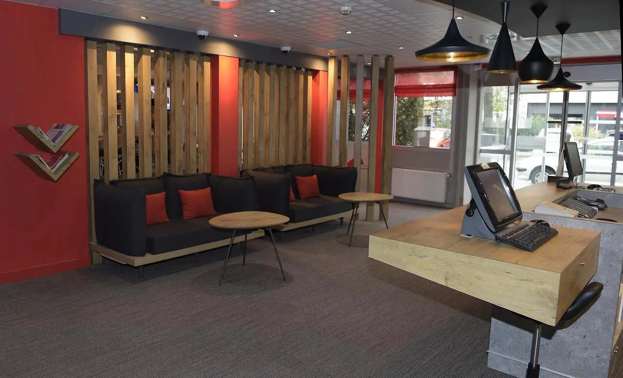 Ibis Lyon Gerland Merieux 3*,